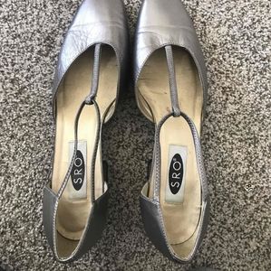 Silver SRO brand Low Heels